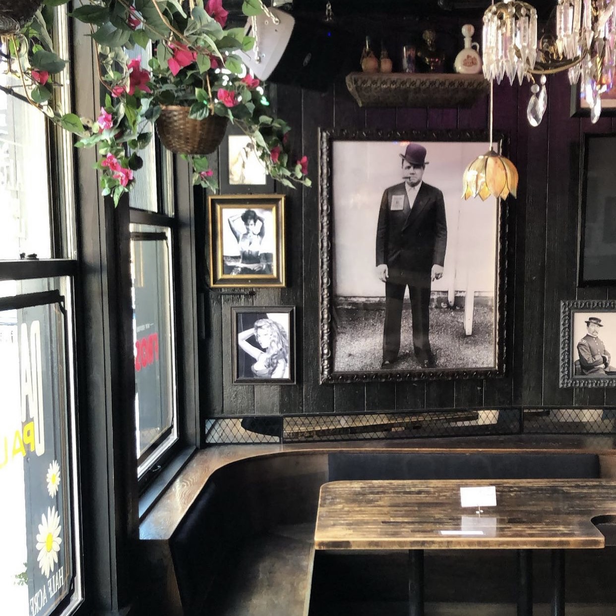 Bar photo 1